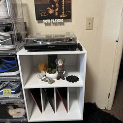 Record Player / Record Stand