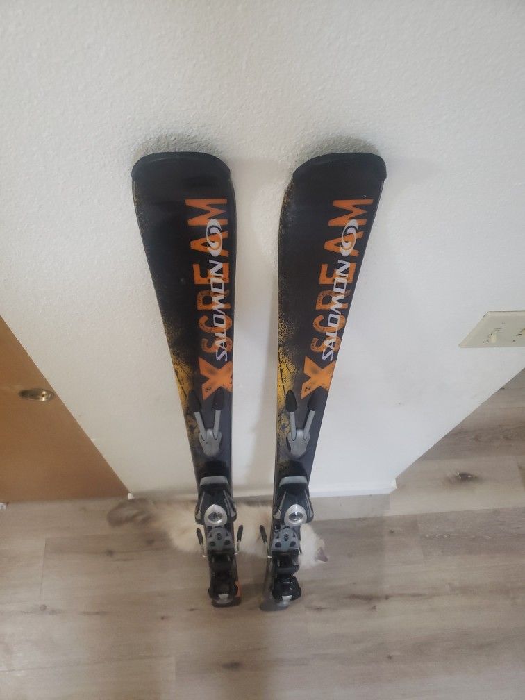 Salomon Xscream9 Skis Like New