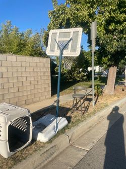 FREE Basquetball stand
