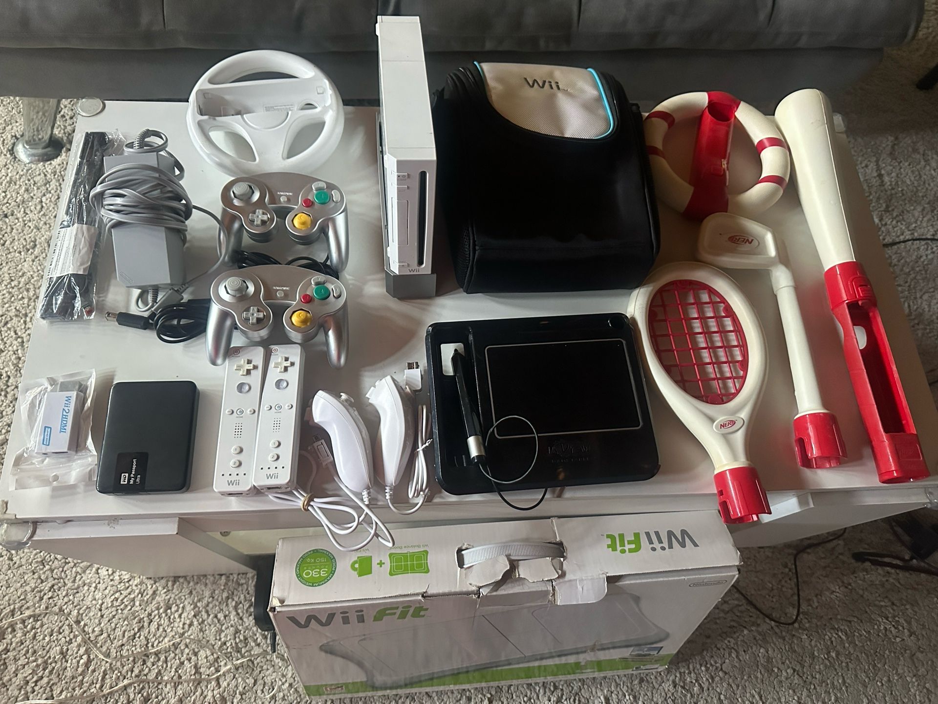 2tb Nintendo wii console 12,000 Games+ (21+ Retro Console Compatibly) Bundle Lot