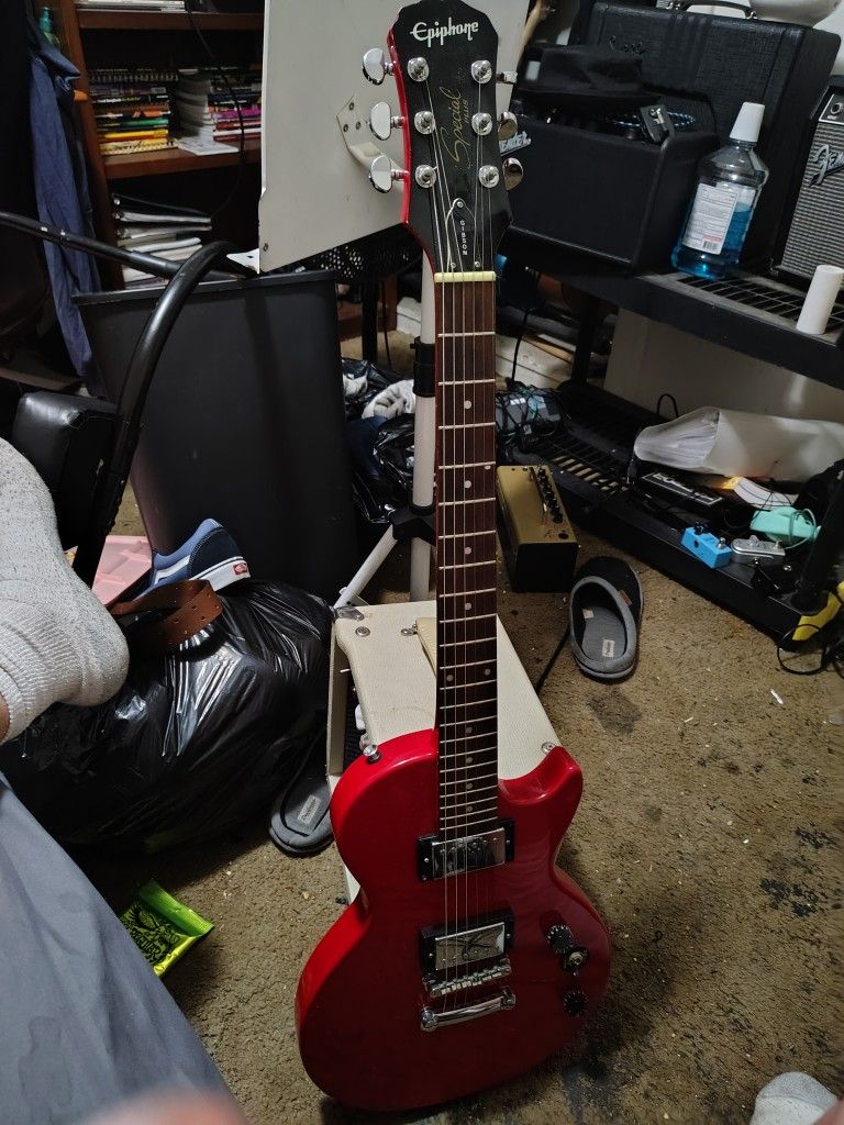 Epiphone Special Plus Electric Guitar