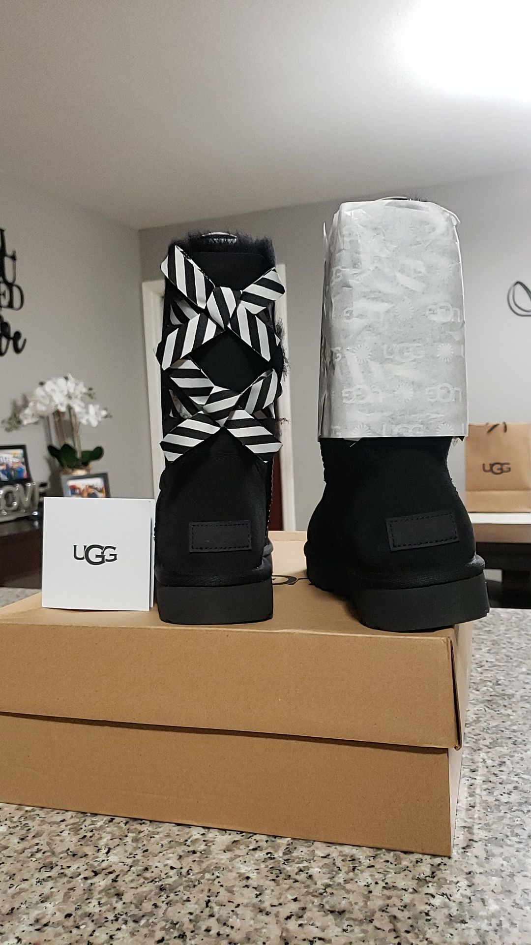 Authentic UGG size 9 NEW