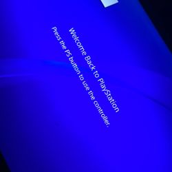 PS4 Slim (trades ) Or 100