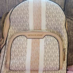 Michael KORS backpack! GREAT Condition