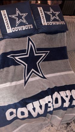 Dallas Cowboys throw blanket and pillows