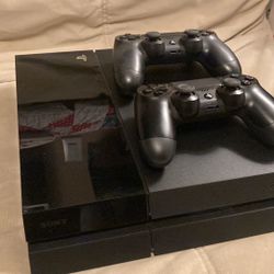Playstation 4 500gig with 2 controllers.