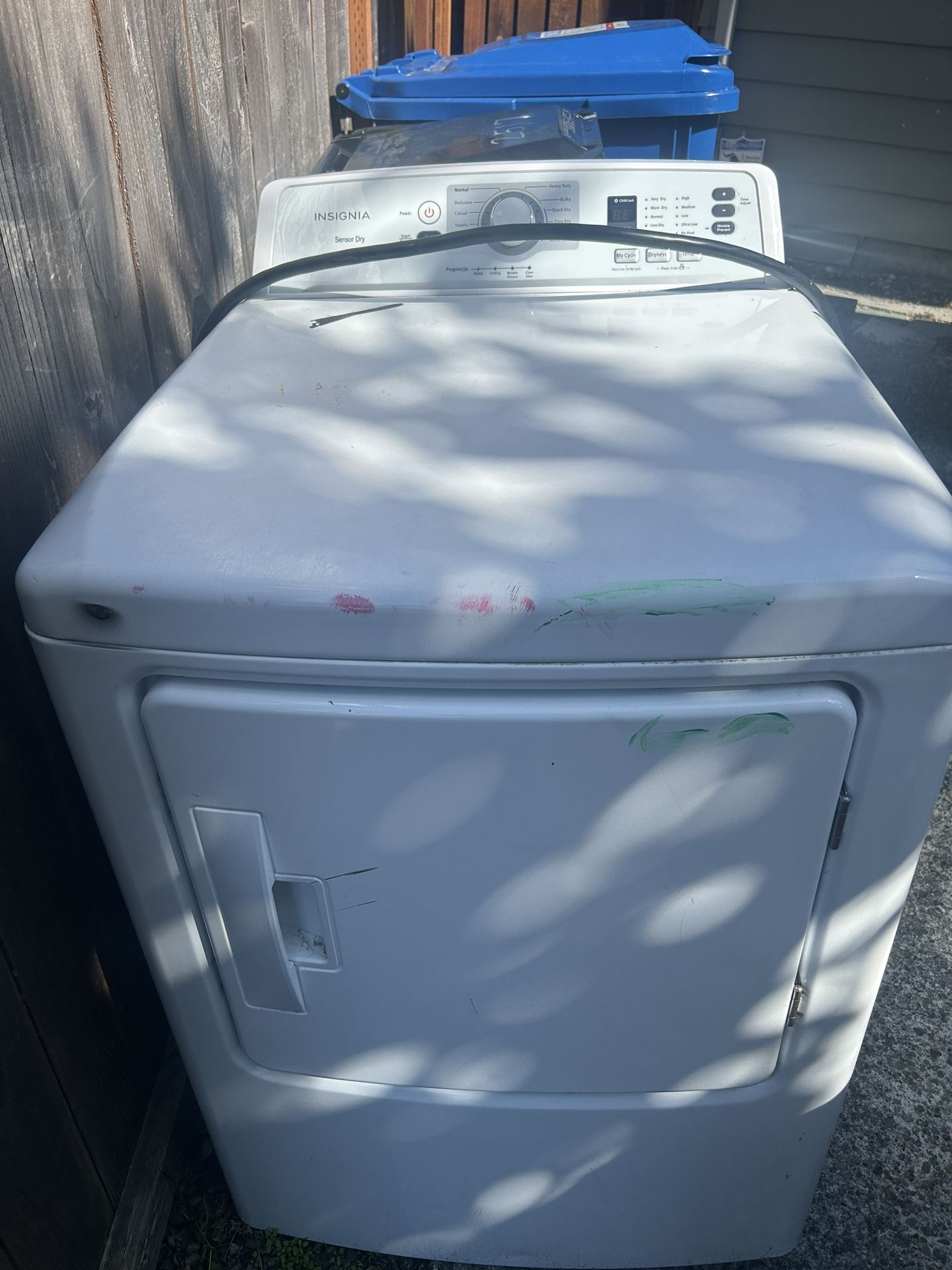 5 Year Old Dryer Free. for Sale in Seattle, WA OfferUp