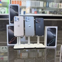 iPhone 16 Pro & iPhone 16 Pro Max ((Take It Home In Payments/ llévatelo a casa en pagos) 