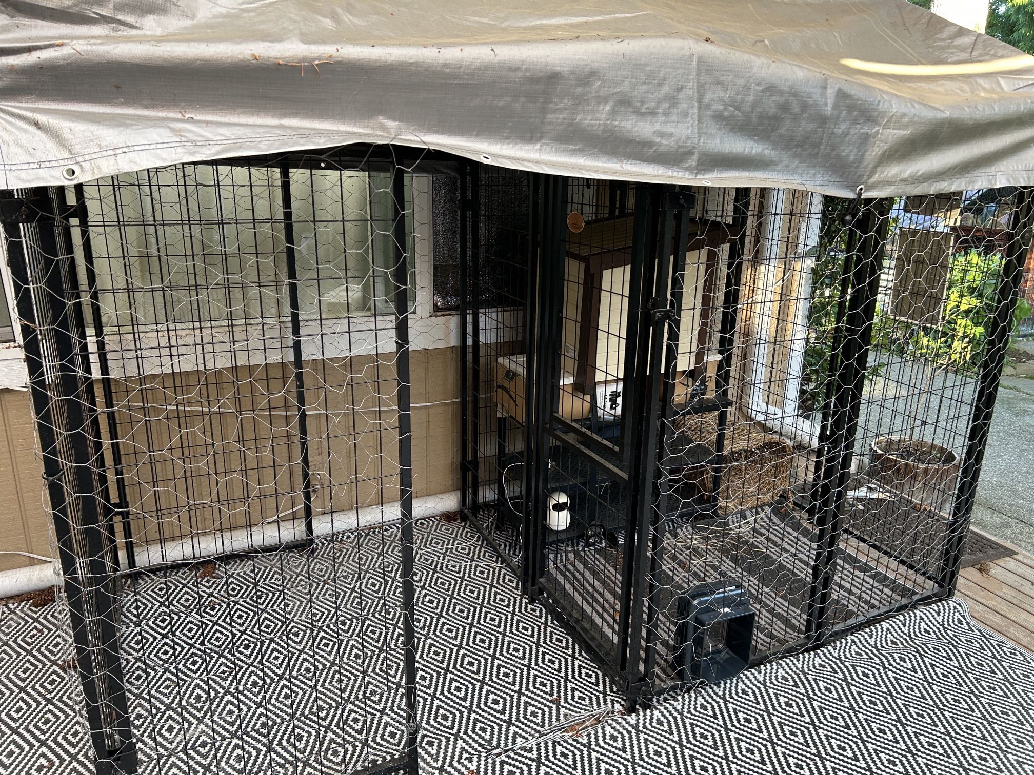 Kennel Master Large Dog/cat Kennel