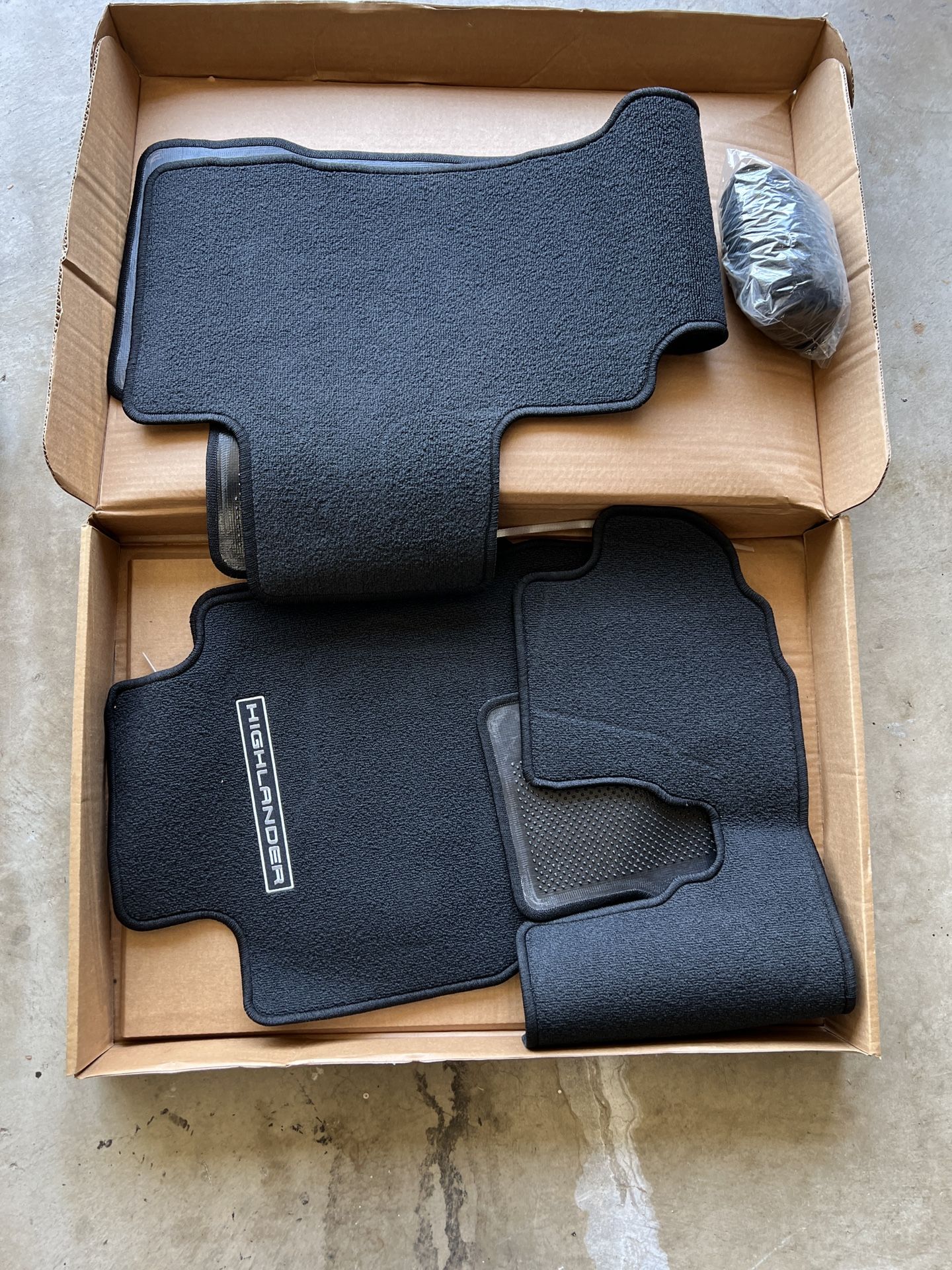 Toyota Highlander Floor Mats Black 7 Passenger And Cargo Net