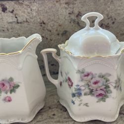 Creamer And Sugar Set