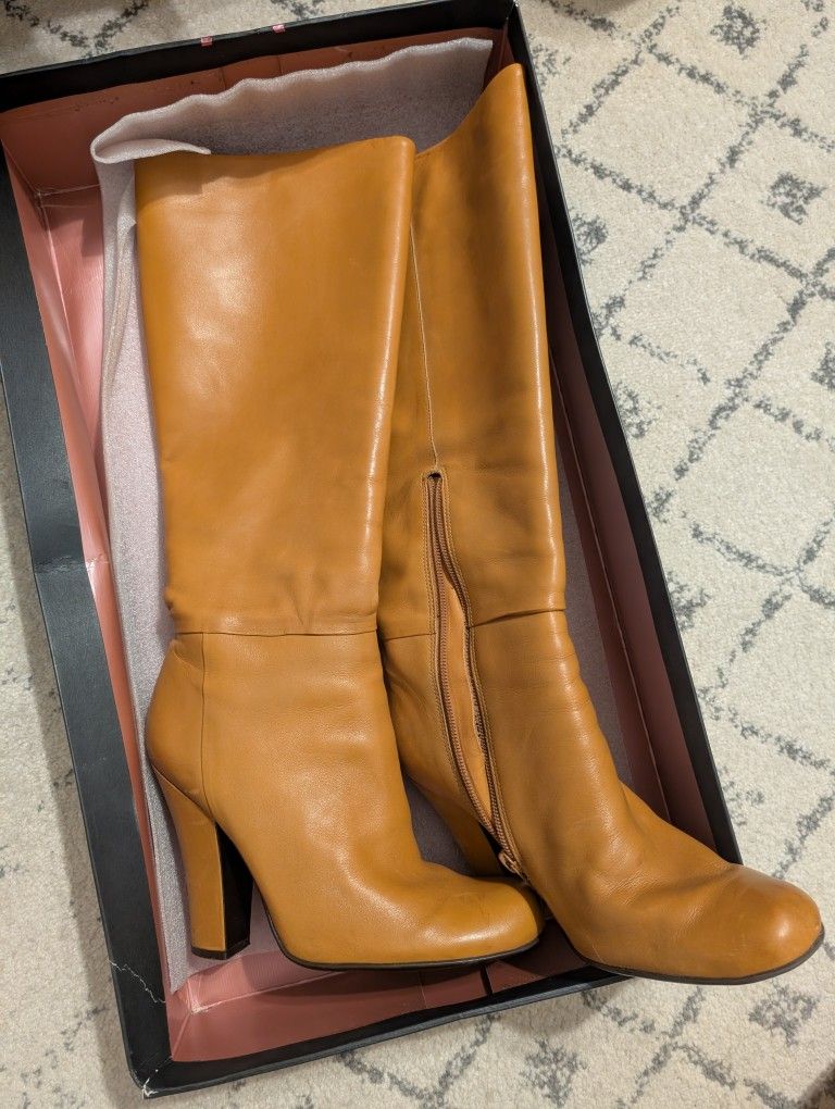 Size 7 Leather Boots
