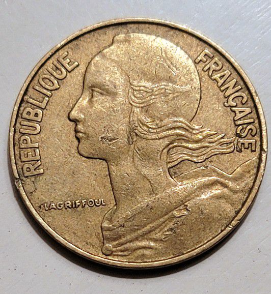 1971 France 20 CENTIMES Coin French Republic 