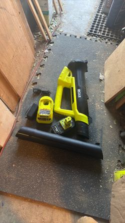 Ryobi blower whit battery & charger $70