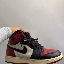 Jordan 1 Bred toe 7Y