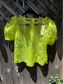 Women’s shirts different sizes