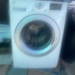 Lavadora Marca Kenmore Nesecita Trabajo Parece Que El Botón De Emedio 