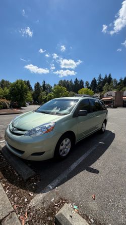 2009 Toyota Sienna
