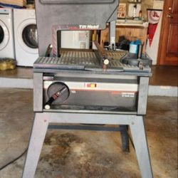 SEARS/ CRAFTSMAN 12" BANDSAW TILT BLADE LEG STAND BUILT IN WORK LIGHT IN GOOD WORKING CONDITION USED AS IS 