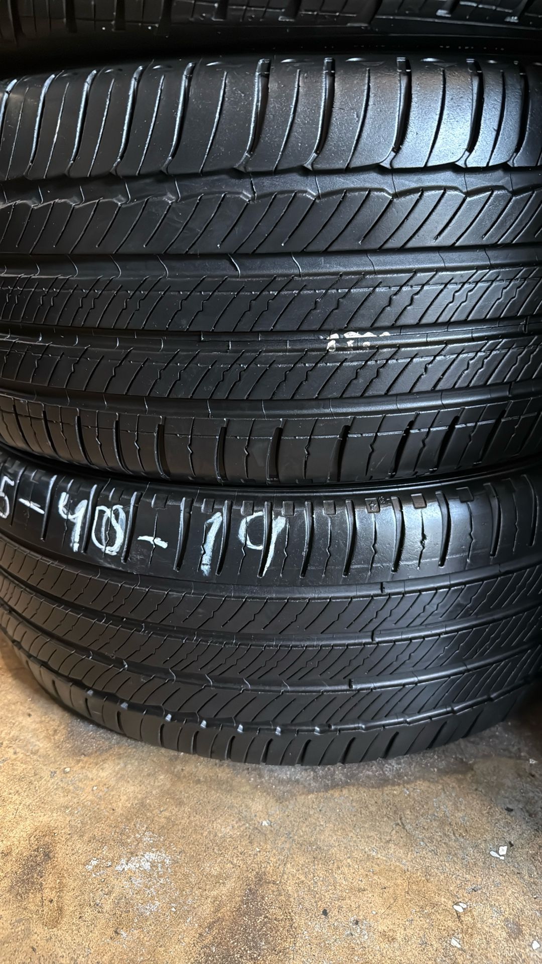 MICHELIN PRIMACY MXM4 (2) 235-40R19