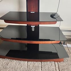 TV Mount Entertainment Stand With Shelving