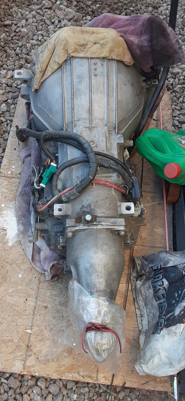 2000 Ford GT mustang transmission from a 4.6l for Sale in Goodyear, AZ