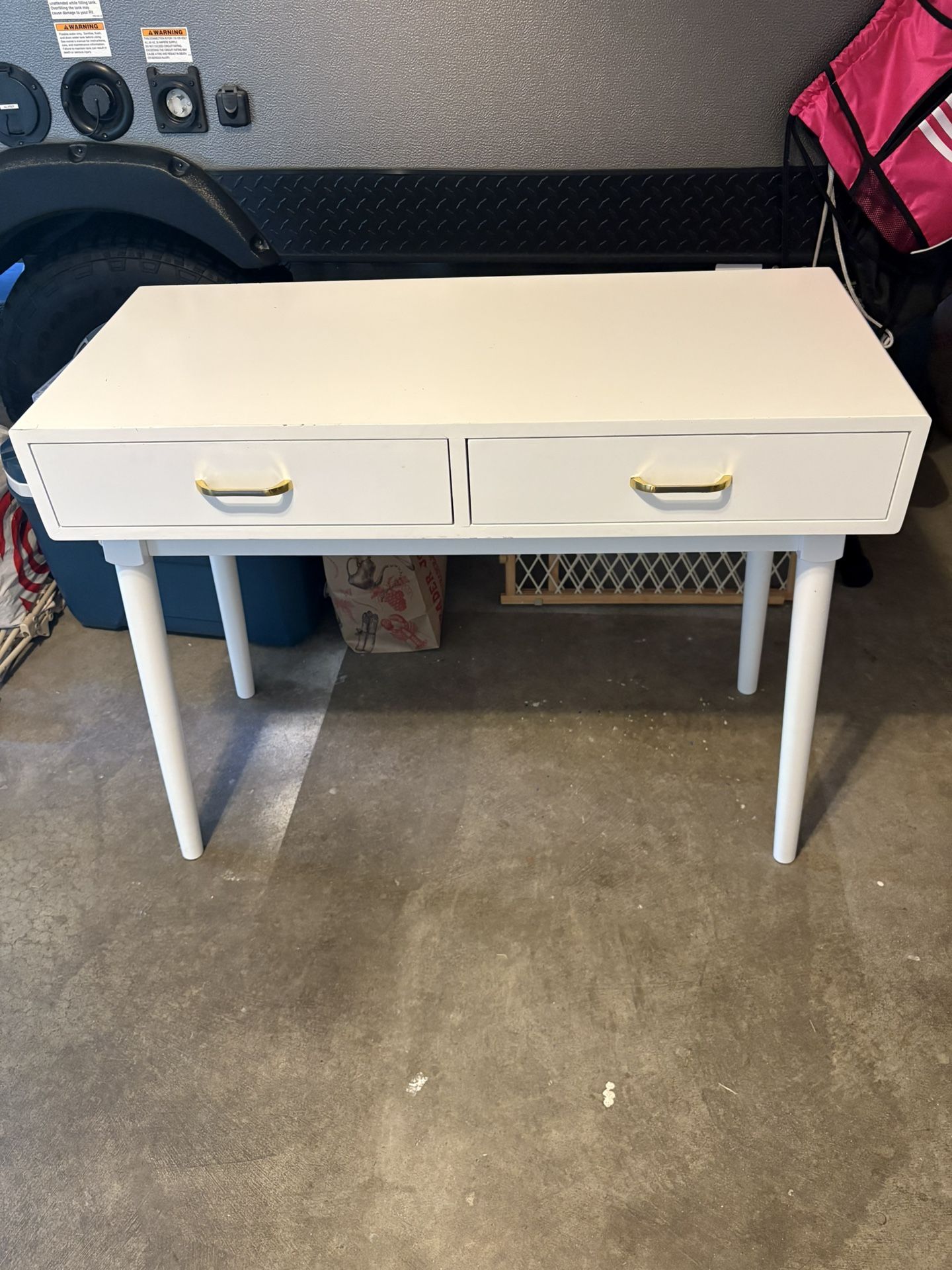White Desk