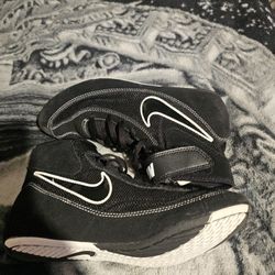 Nike Wrestling Shoes Size 5