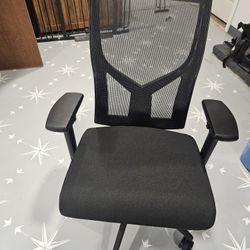 Hi Back Executive Chair
