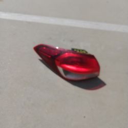 18 Tailight Kia Forte Driver Side
