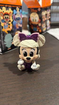 Disney Halloween Minnie Mouse Cosbi Figure