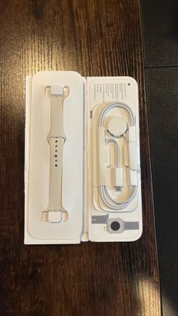 Apple Watch series 11 charger and band