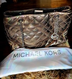 Authentic Michael Kors Susannah Large Purse