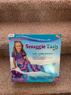 Snuggie Tails Purple Mermaid blanket