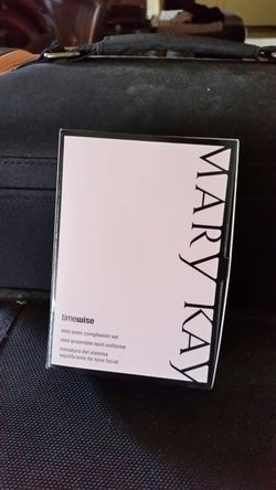 Mary Kay Even Complexion Set