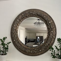 Round Mirror 