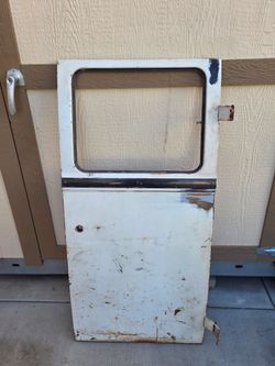 Vw bus cargo door