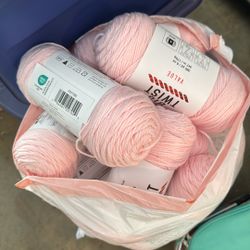 35x Skeins of Big Twist Pink Yarn