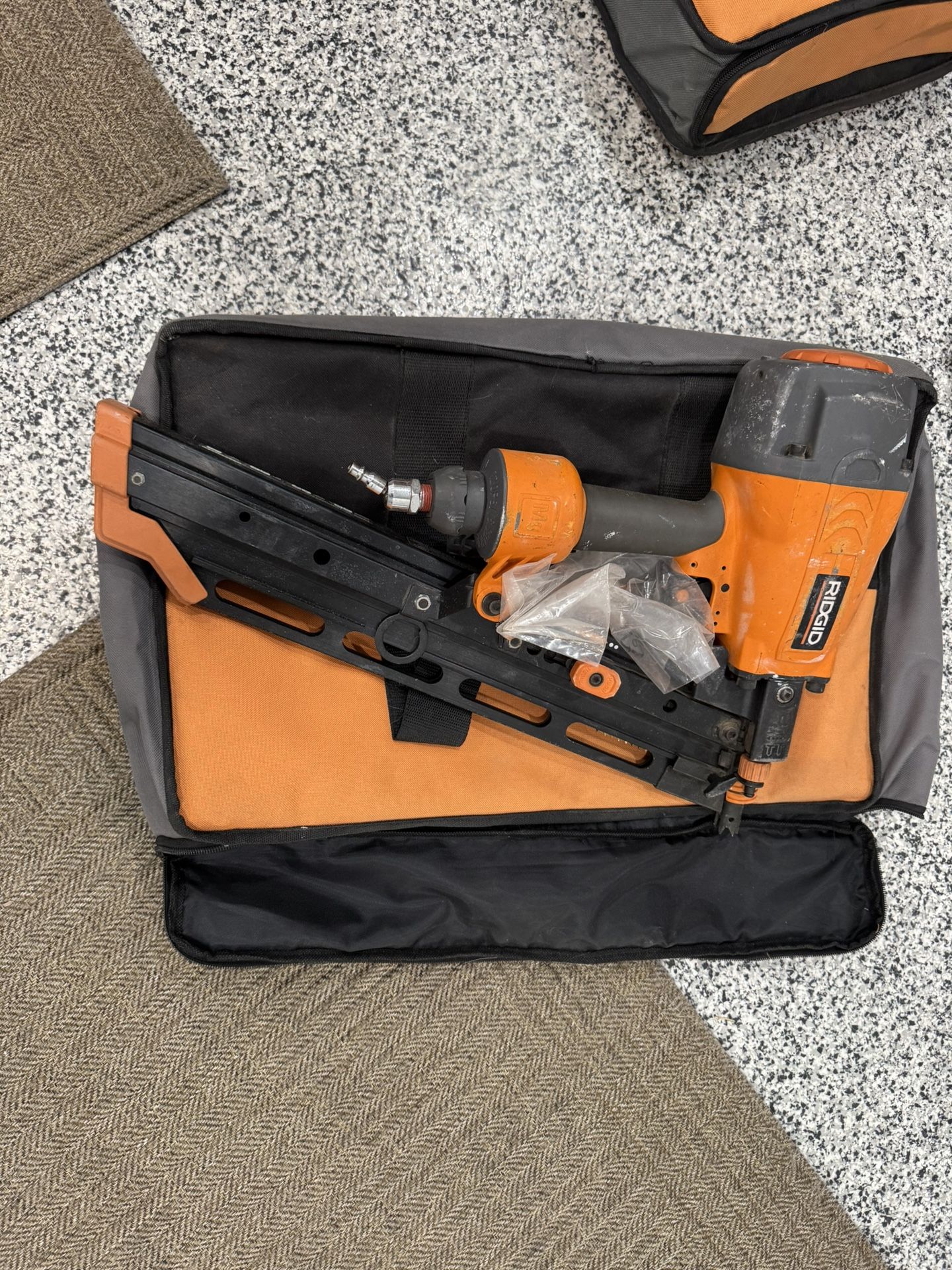 Ridgid Full Round Head Framing Nailer