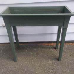 Adams 36 Inch Deluxe Garden Planter (Plastic)