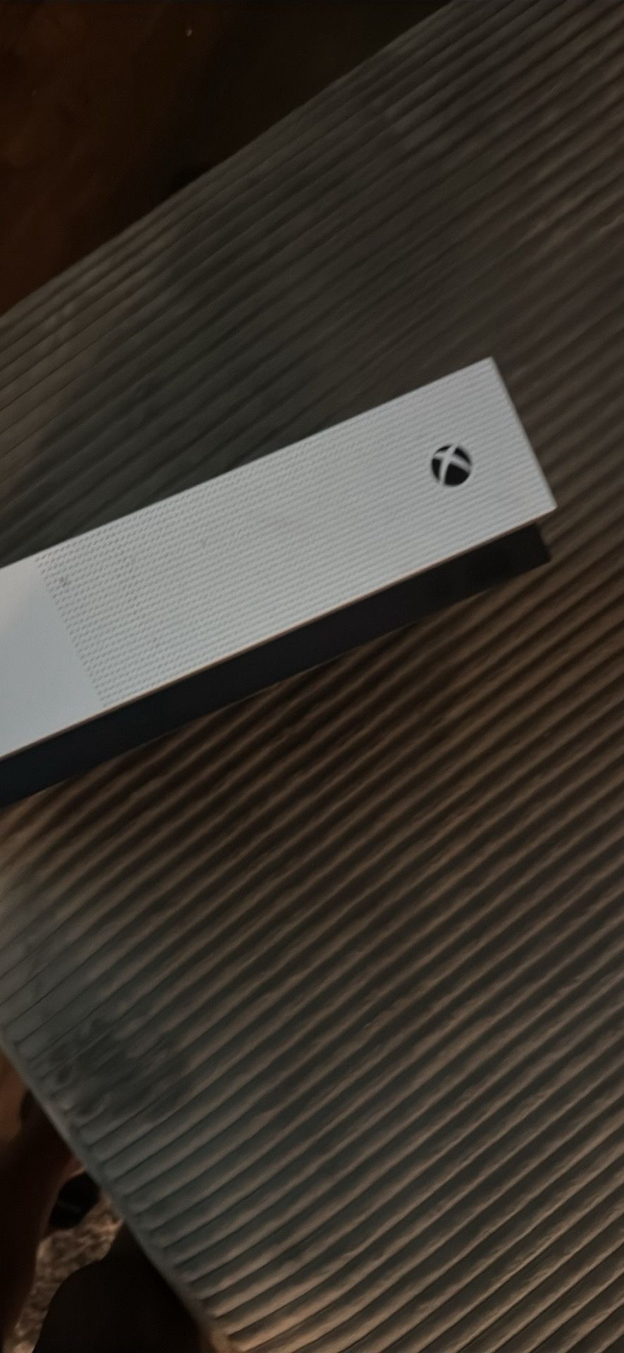 Xbox One S All Digital Edition