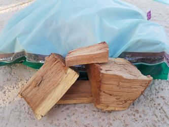 Mesquite wood chunks