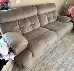 Reclining Oversized Family Sofa and Two Person Love Seat