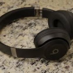 Black Beats Solo 4 Headphones 🎧 70$ Today ✅ Nj Area Pick Up 08861 