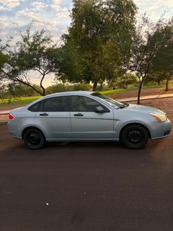 FORD FOCUS 2008 CLEAN TITLE MOTOR  4 SILINDER 2.0  STANDAR 5 SPEED MILES 266.196 RUNS GOOD  A/C