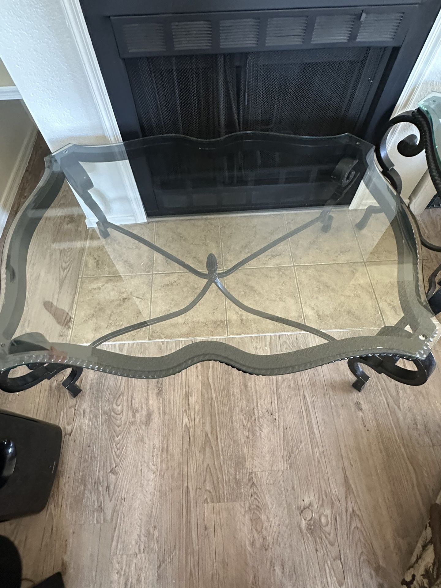 Coffee And End Table for Sale in Mesa, AZ - OfferUp