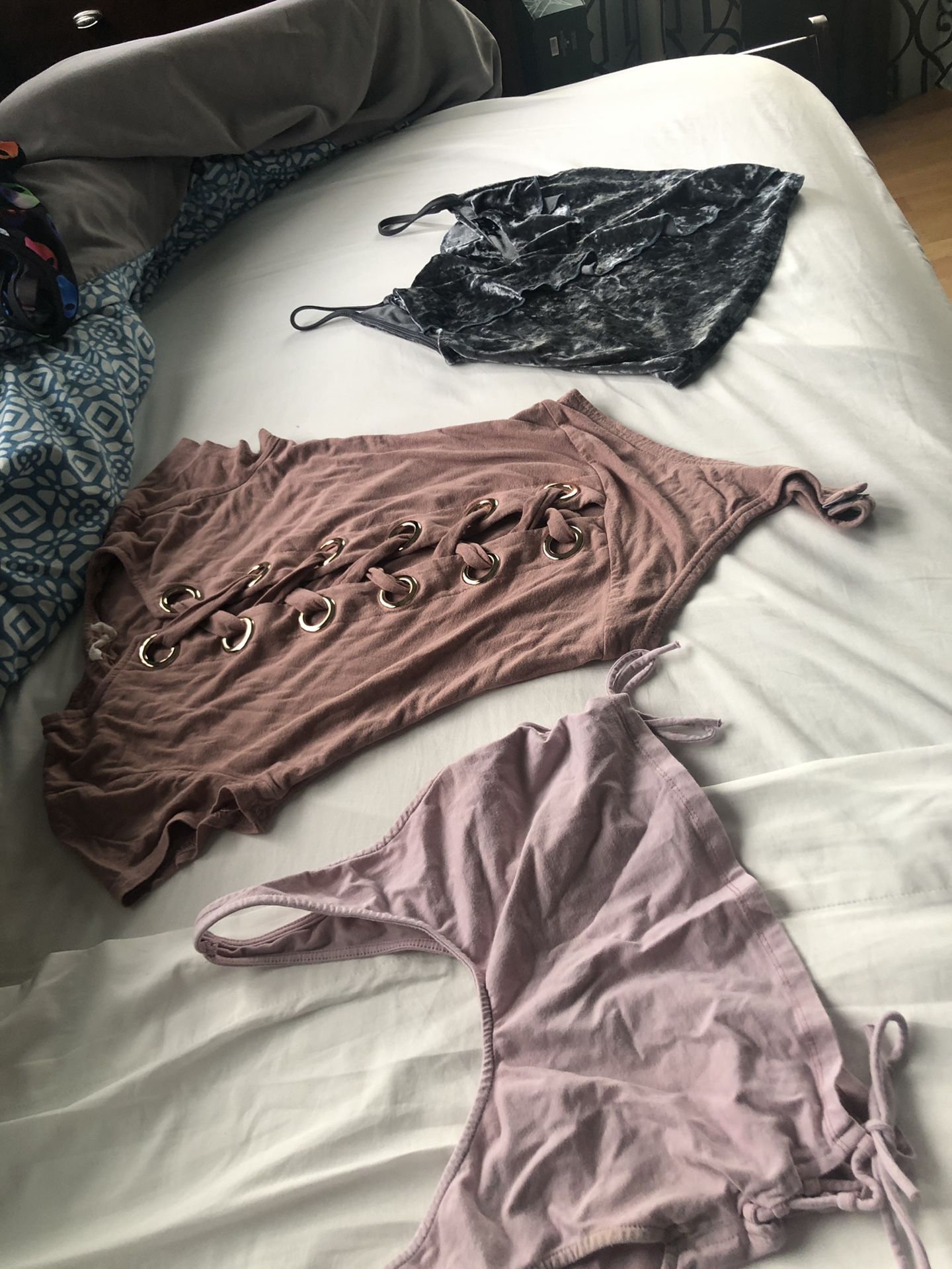 Crop tops and leotards