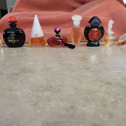 8 Hard To Find Mini Perfumes