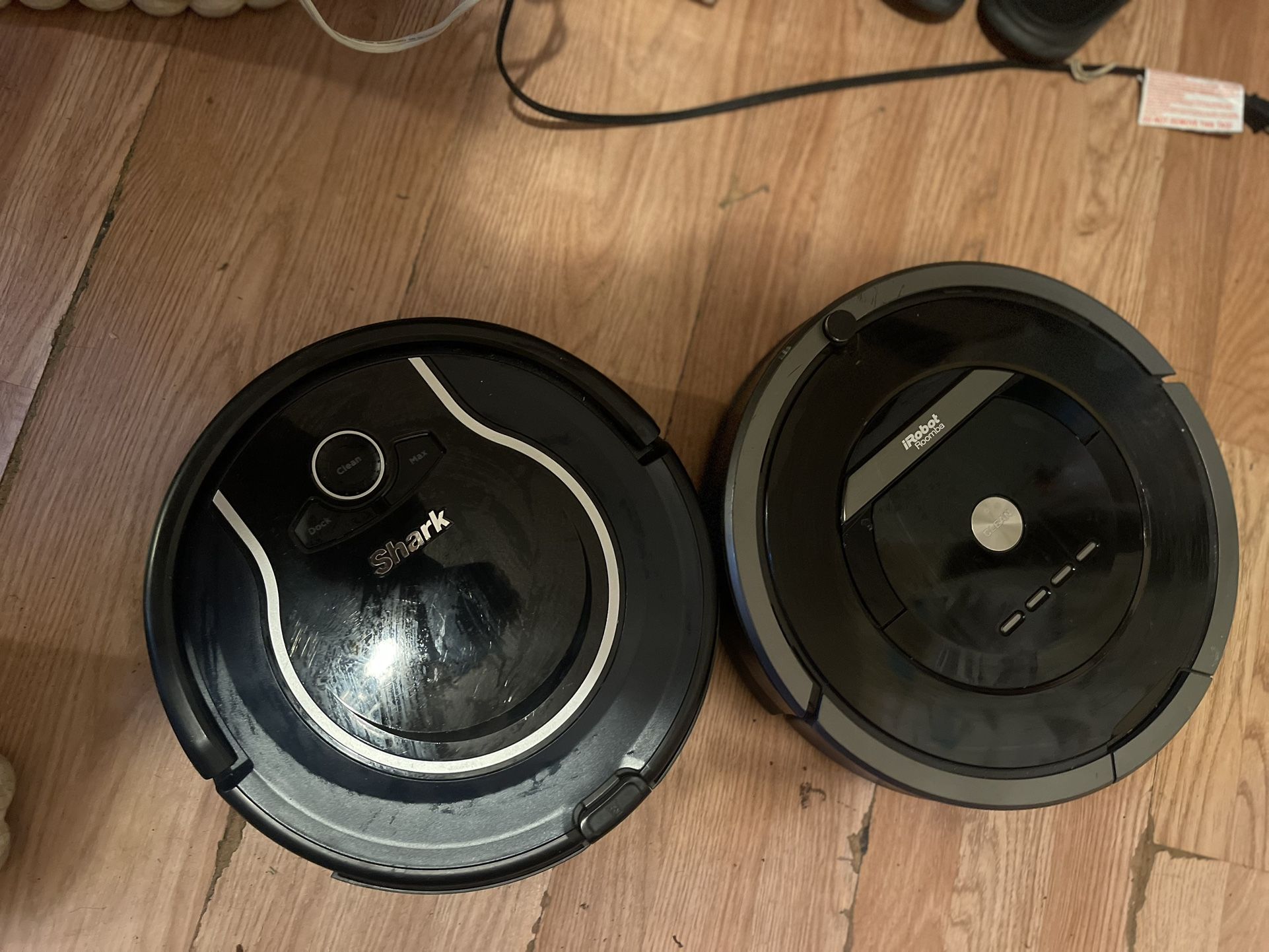 Shark I Robot Vacuums 