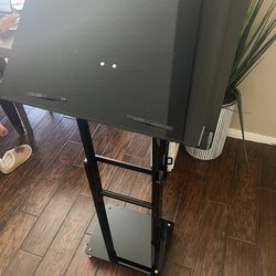 Standing desk for laptop